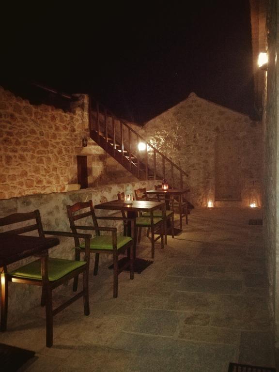 Vetilios Lithos Boutique Hotel Néon Oítilon Екстериор снимка