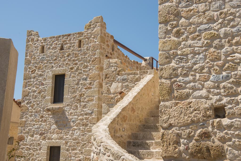 Vetilios Lithos Boutique Hotel Néon Oítilon Екстериор снимка