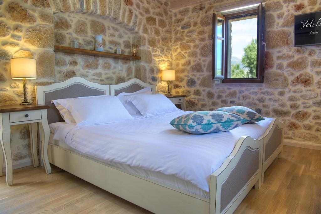 Vetilios Lithos Boutique Hotel Néon Oítilon Екстериор снимка