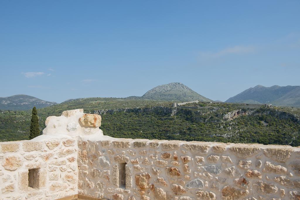 Vetilios Lithos Boutique Hotel Néon Oítilon Екстериор снимка
